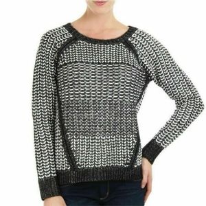 DKNY Black White Stitch & Yarn Sweater Pullover